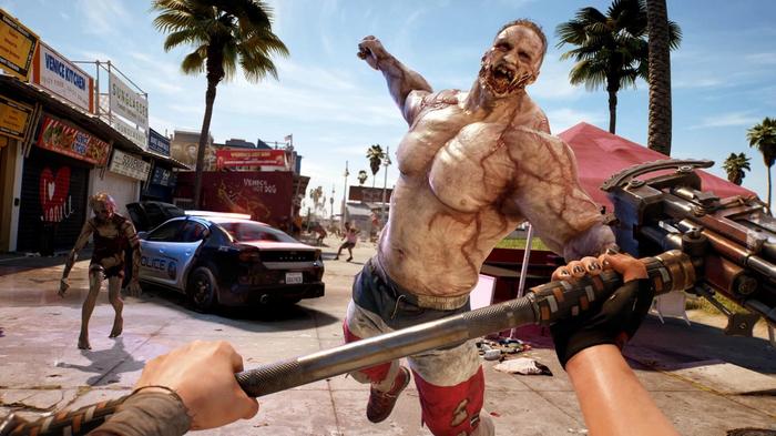 A buffed zombie is attacking the main protagonist in Dead Island 2.
