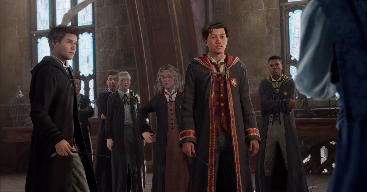 picture of robes in hogwarts legacy