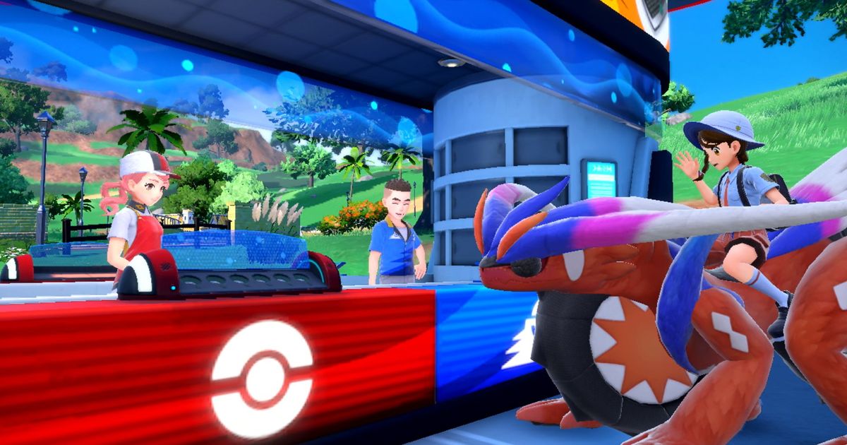 Image of a trainer visiting a Pokémon Center in Pokémon Scarlet and Violet.