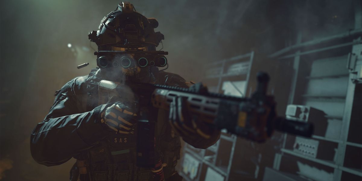 Image showing Warzone 2 player holding gun