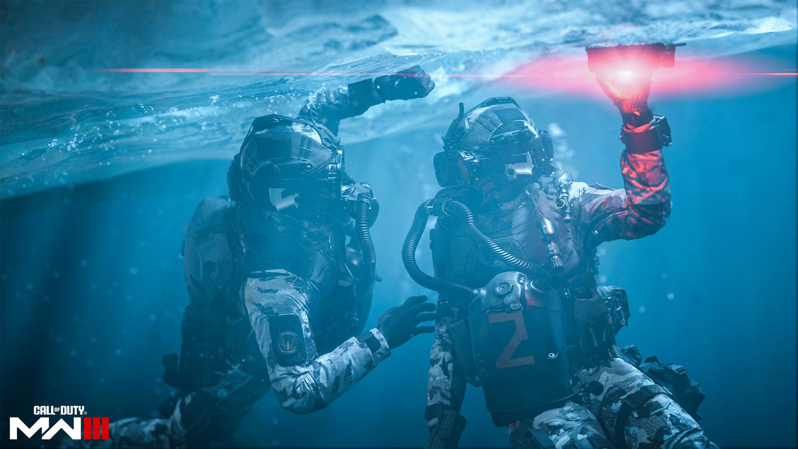 Modern Warfare 3 campaign mode featuring two covert operatives on an underwater mission