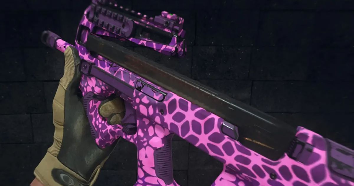 Modern Warfare 3 PDSW 528 SMG with pink camouflage on black background