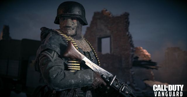 Vanguard Soldier Holding Whitley LMG