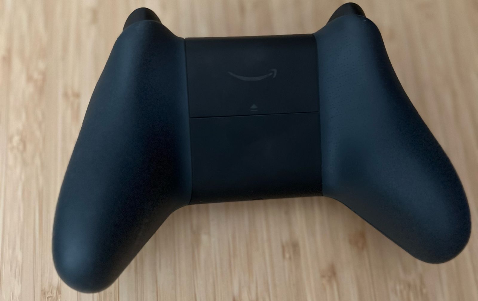 The back of the Amazon Luna controller