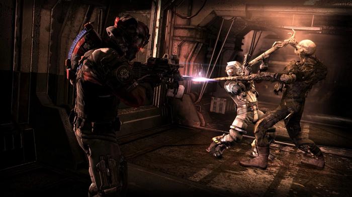 Image of Isaac killing a necromorph in Dead Space 3.