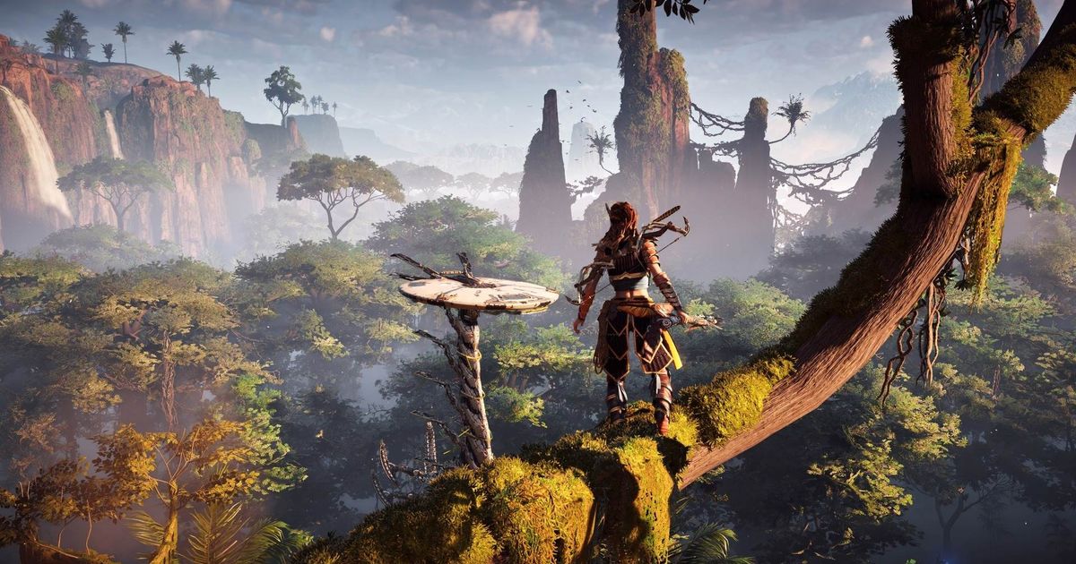 horizon zero dawn aloy on tree looking over forest with back turned