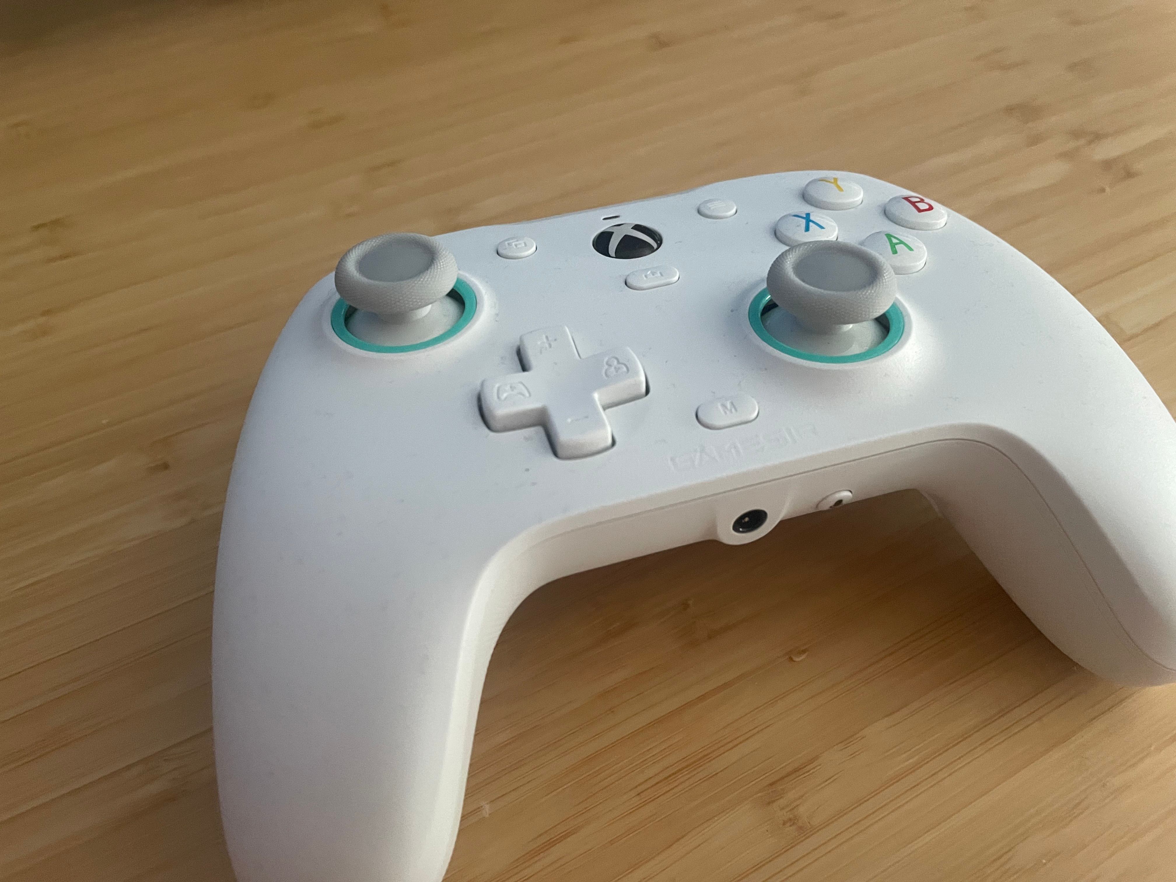 GameSir G7 is a colourful, customisable Xbox controller