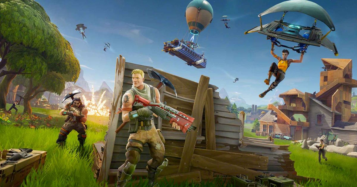 Multiple heroes are fighting each other in Fortnite.