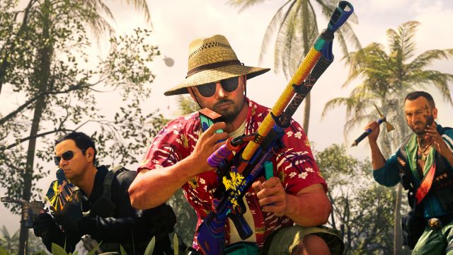 Image showing Warzone players holding guns in front of palm trees.