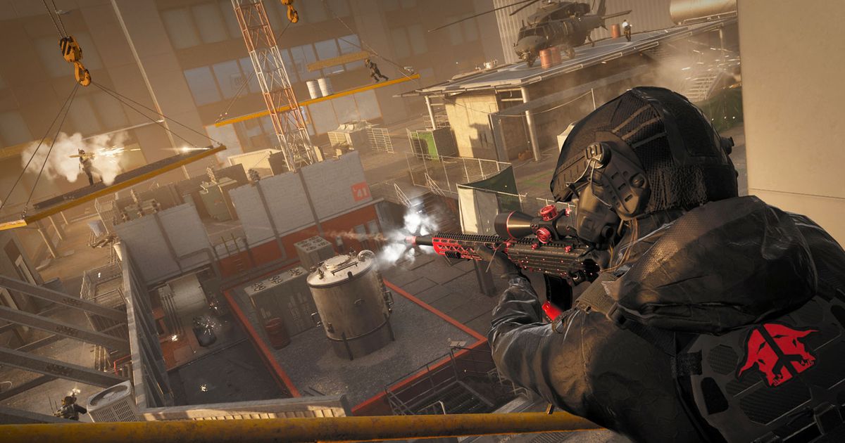 Modern Warfare 3 player holding sniper rifle on Highrise map