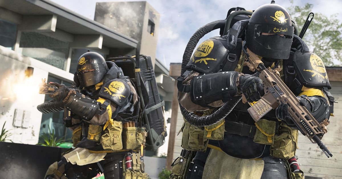 Modern Warfare 3 players wearing juggernaut armour and holding guns