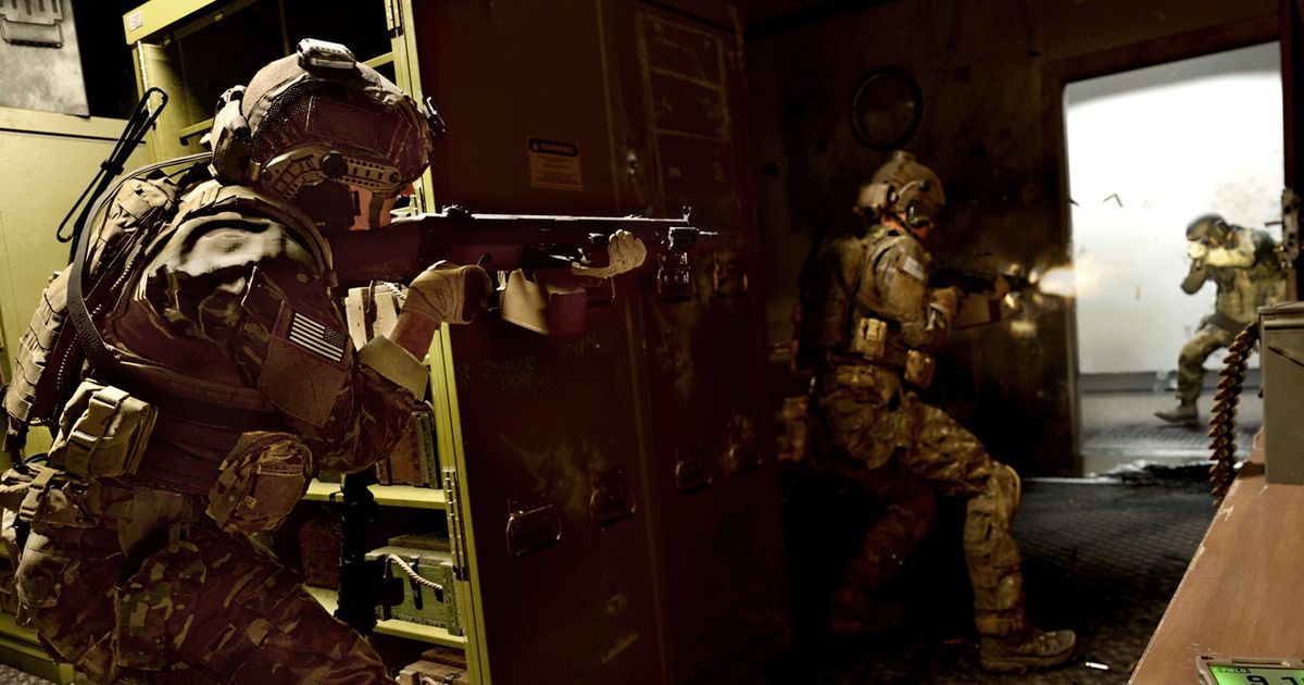 Modern Warfare 2 players firing at enemy in doorway
