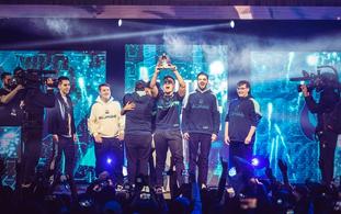 Image showing Seattle Surge Call of Duty team on stage