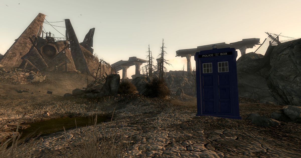 A picture of the Tardis in Fallout.