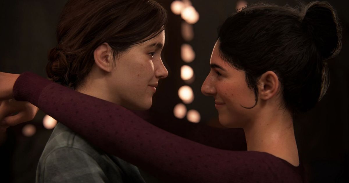 Ellie and Dina embracing in The Last Of Us 2