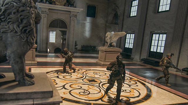 Screenshot of Warzone players moving through museum