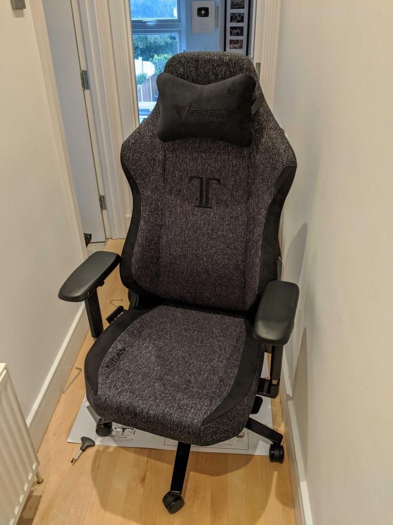 Secretlab Omega Softweave gaming chair: Firmly comfortable