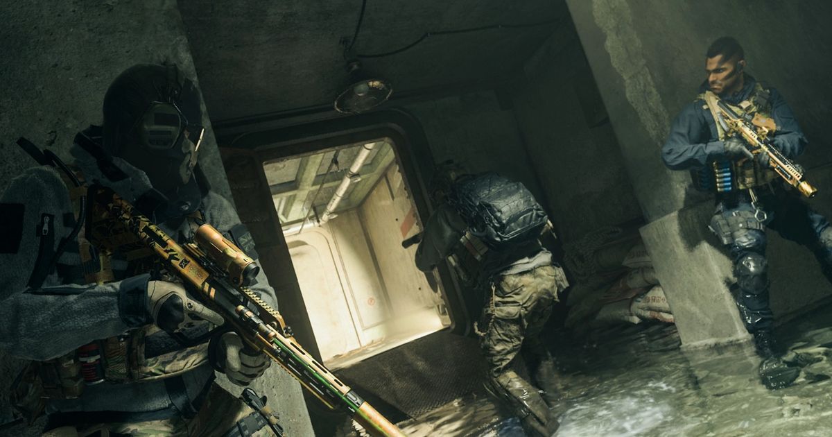 Screenshot showing Warzone 2 players taking cover near corridor