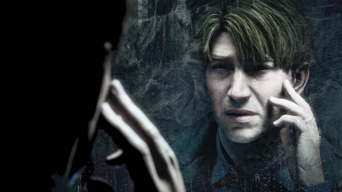 Silent Hill 2 Remake screenshot of James Sunderland investigating his haggard face in a mirror 