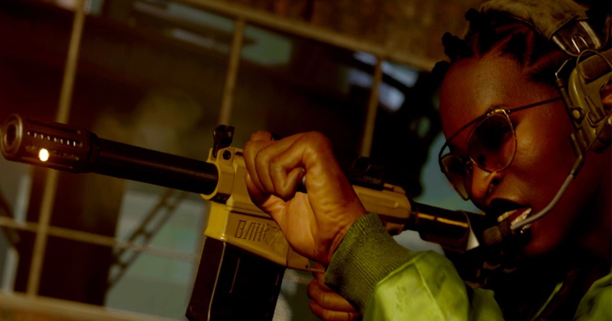Image showing Warzone player holding VLK Rogue shotgun