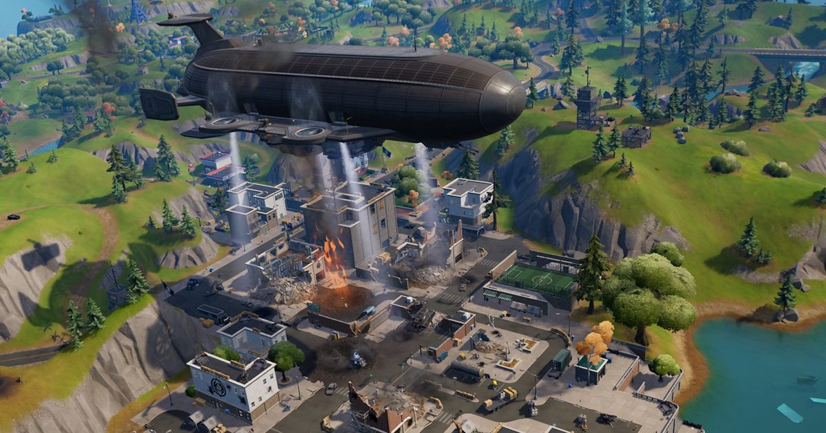 Image of a destroyed Tilted Towers in Fortnite.