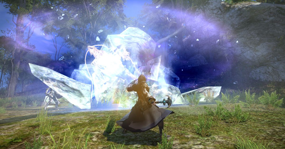 Image of a battle in Final Fantasy XIV.
