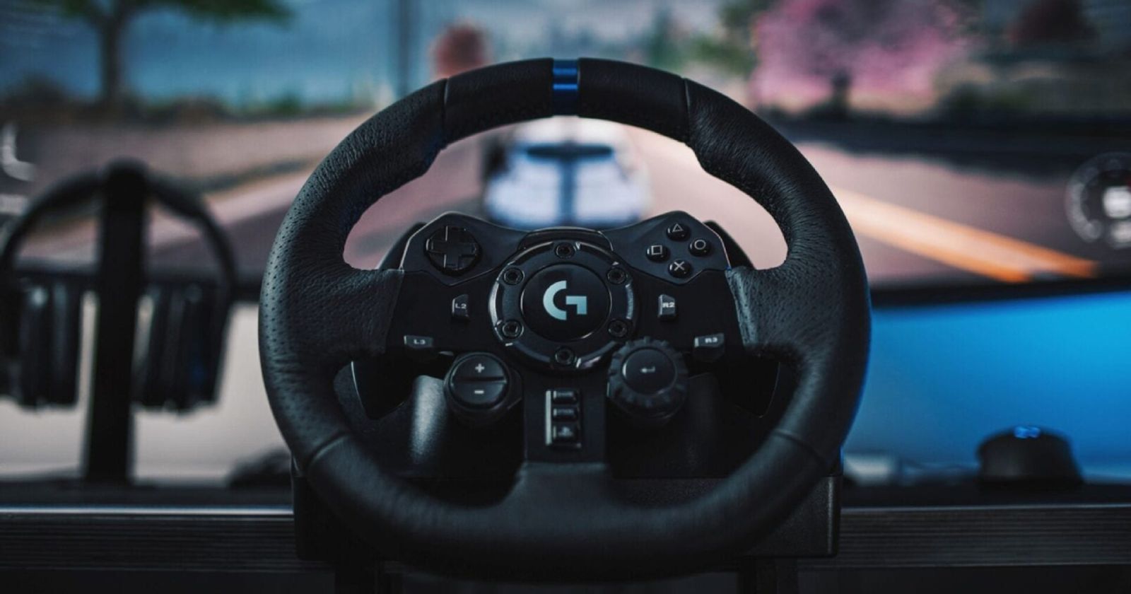 Logitech G923 vs Thrustmaster T248 - Which is the BEST Beginner Sim Racing  Wheel?! — Reviews