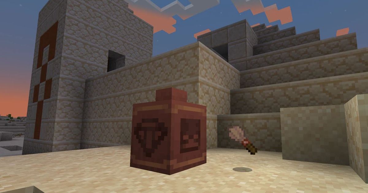 The new pottery and brush items coming in the Minecraft Archaeology update