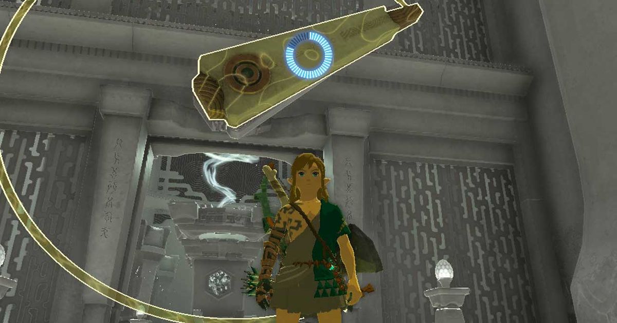 Link is about to fight a giant creature in Zelda Tears of the Kingdom.