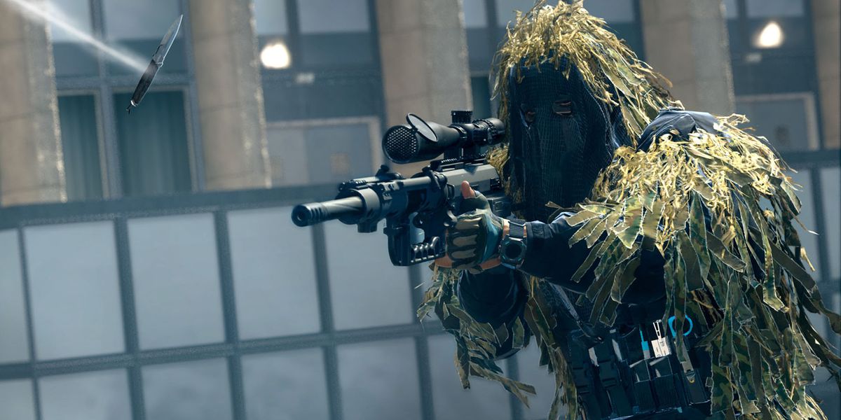 Modern Warfare 2 player holding FJX Imperium sniper rifle