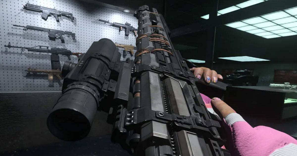 Modern Warfare 3 player holding MORS sniper rifle