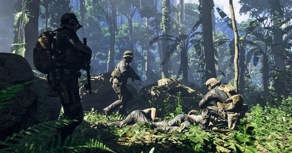 Gray Zone Warfare players in jungle