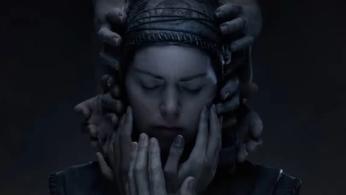 Senua from Hellblade 2 surrounded by hands 