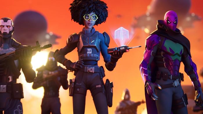 Image of three characters holding guns in Fortnite.
