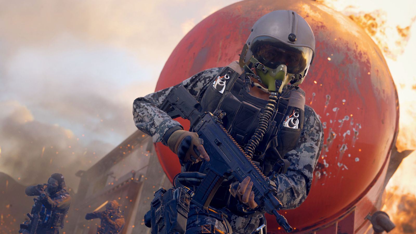 Modern Warfare 3 player wearing pilot hemlet and carrying assault rifle 