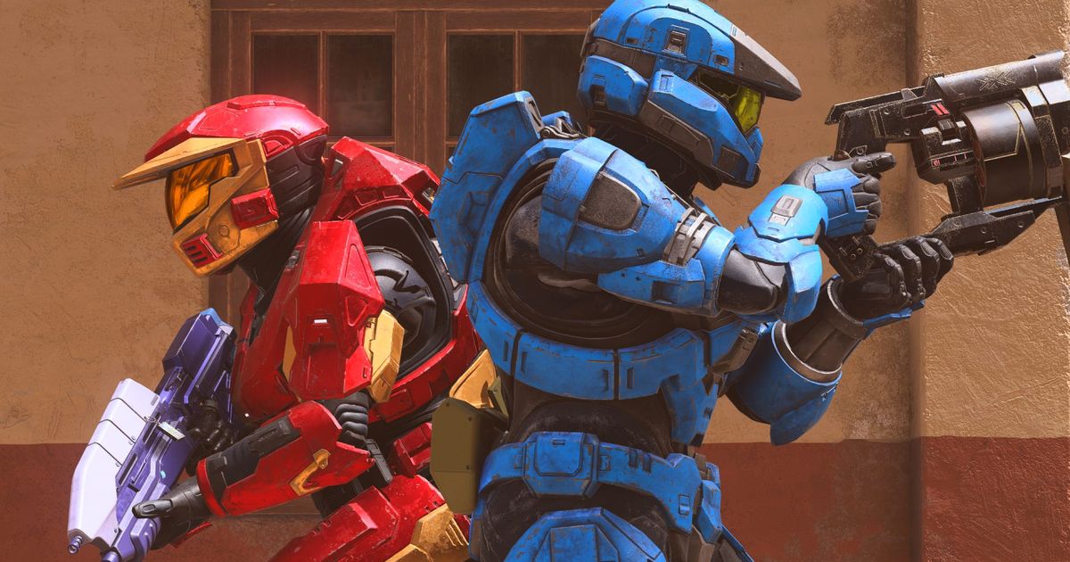 Two Halo Infinite Spartans running past each other in the bazaar map