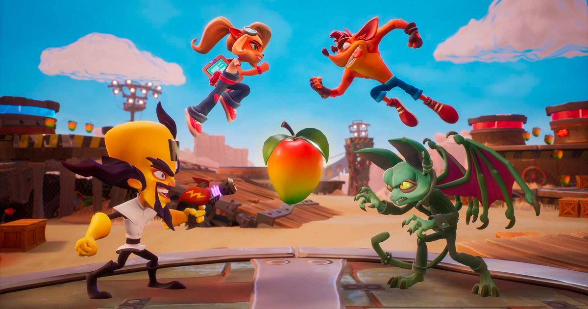 Crash and various other heroes fighting in Crash Team Rumble.