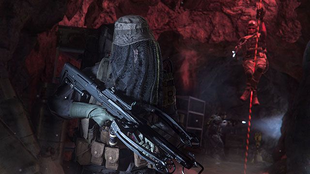 Screenshot of Modern Warfare 2 player holding crossbow
