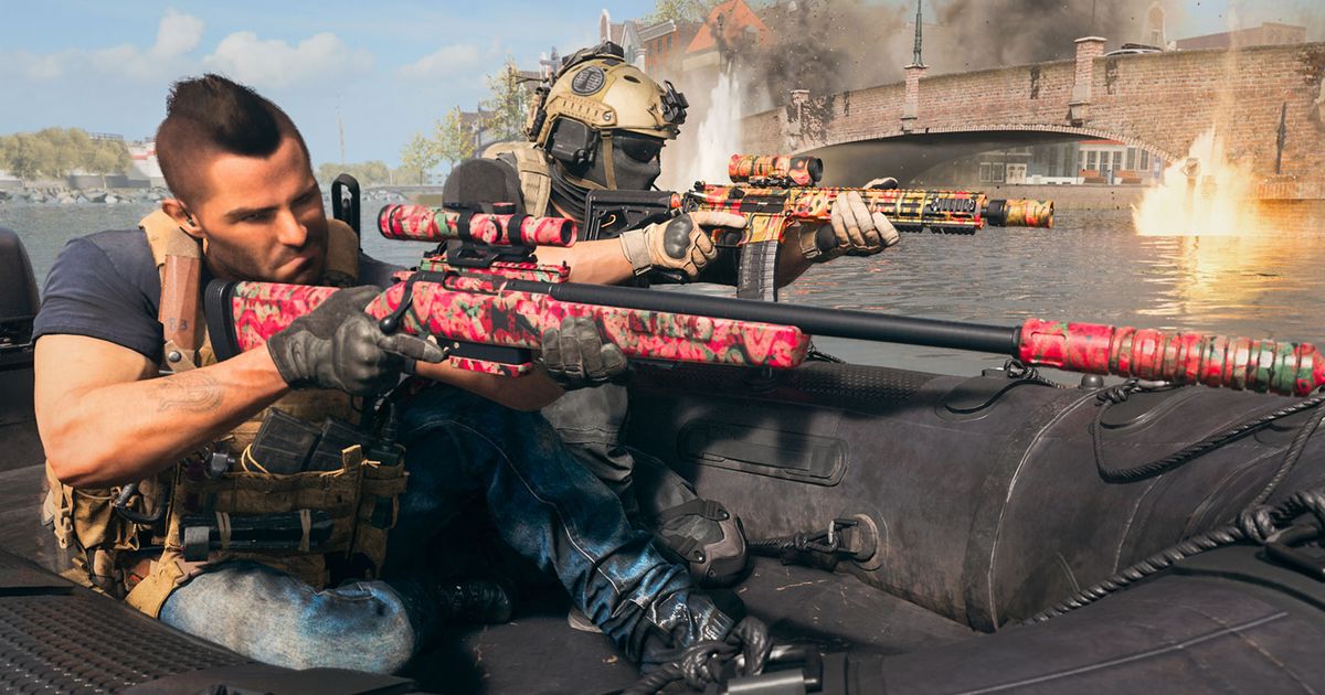 Modern Warfare 2 Soap Operator holding gun with Faction Showdown camo equipped